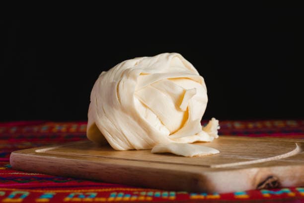 Queso Oaxaca artesanal